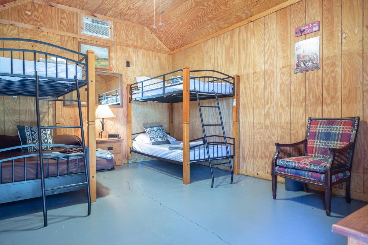 Hotel Kick Back Ranch Ramer Exteriér fotografie