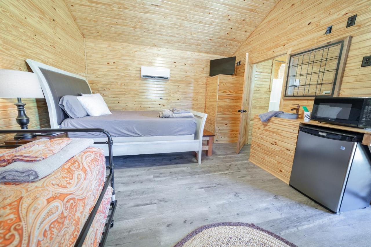 Hotel Kick Back Ranch Ramer Exteriér fotografie