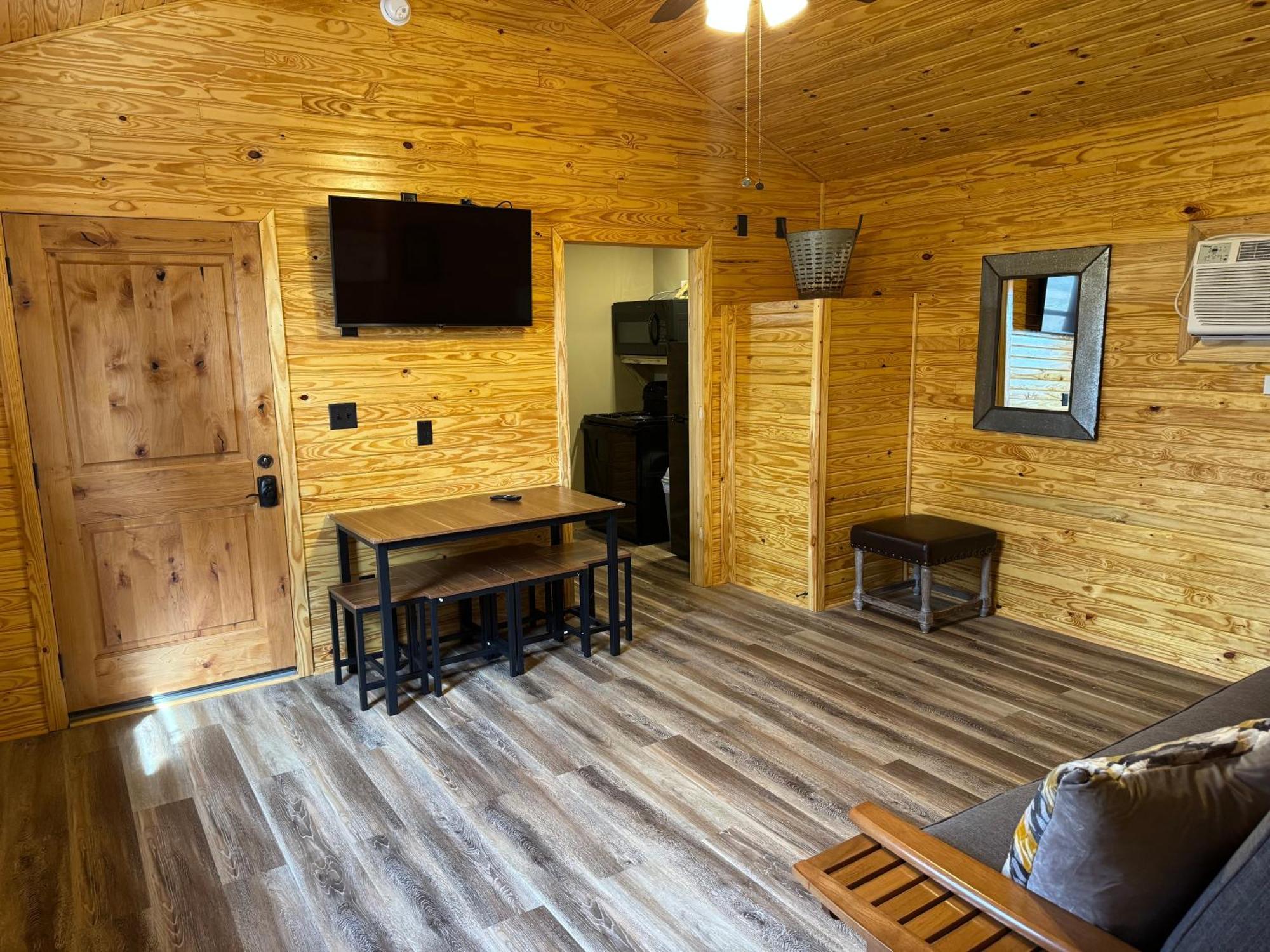 Hotel Kick Back Ranch Ramer Exteriér fotografie